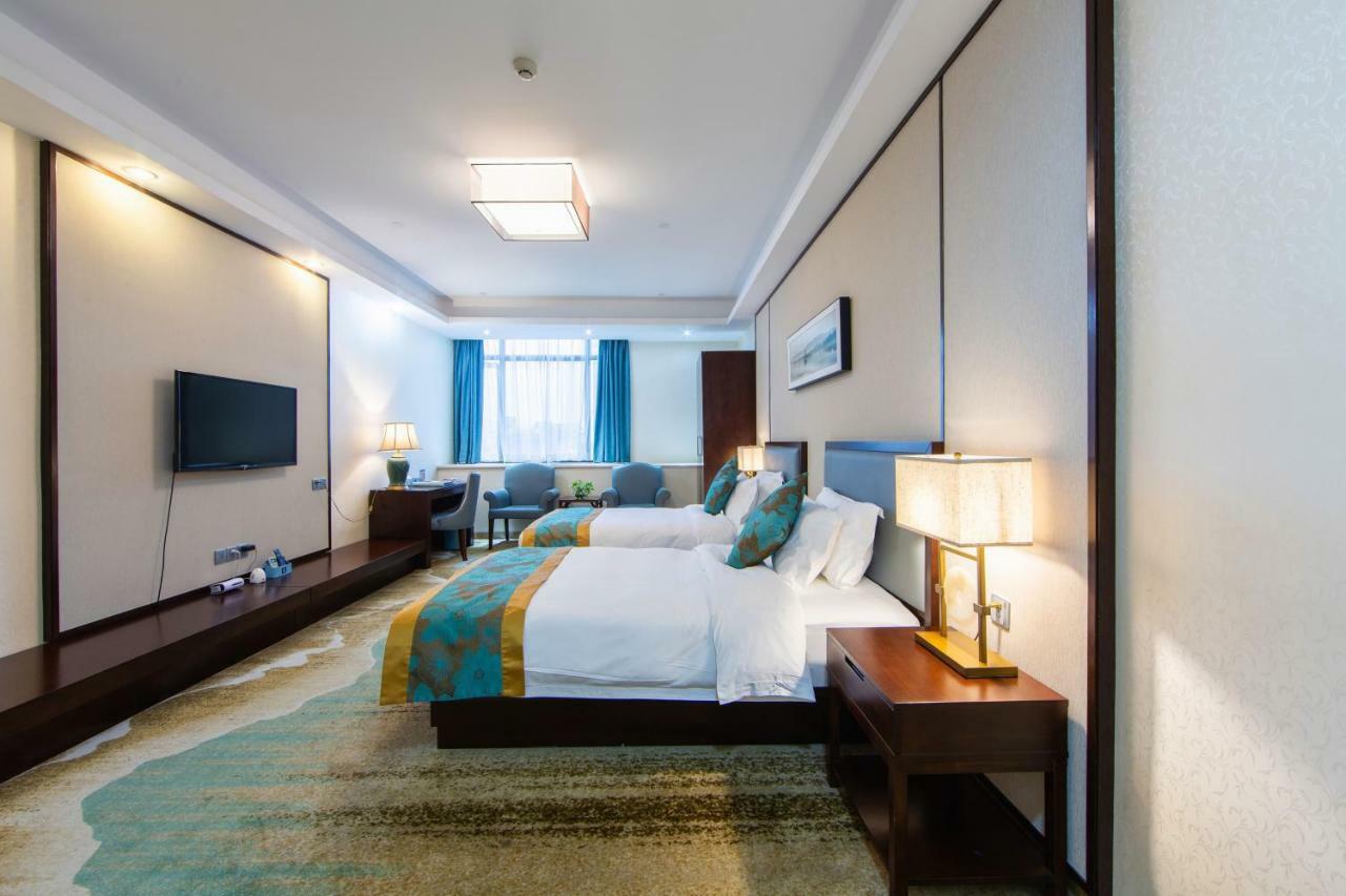 Guangzhou Seaman Club Hotel Exterior photo